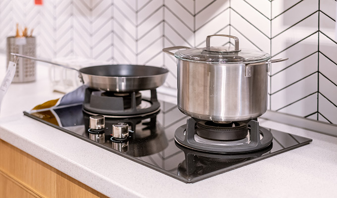 stainless steel pot